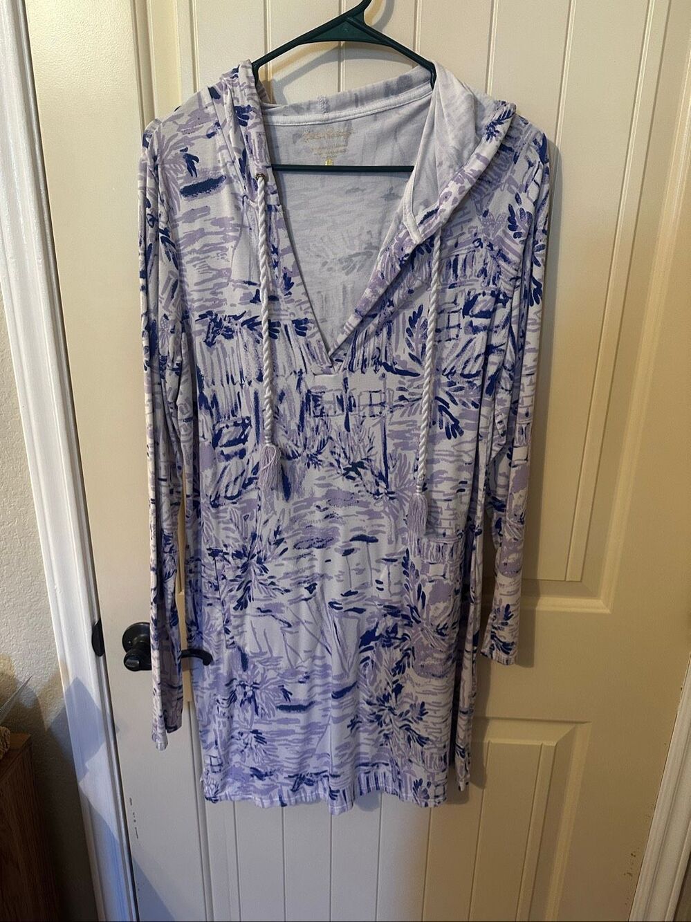 Lilly Pulitzer Rylie UPF 50 Hooded Cover Up Lilac Rock The Dock Sz L